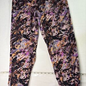 Fabletics Multicolor Abstract Women Joggers Size 8